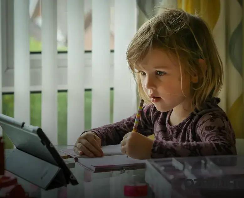 Advantages of E-Learning Over Traditional Methods